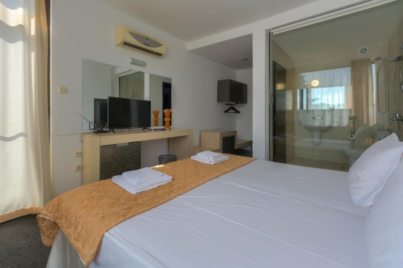 Hotel Odyssey سوزوبول المظهر الخارجي الصورة